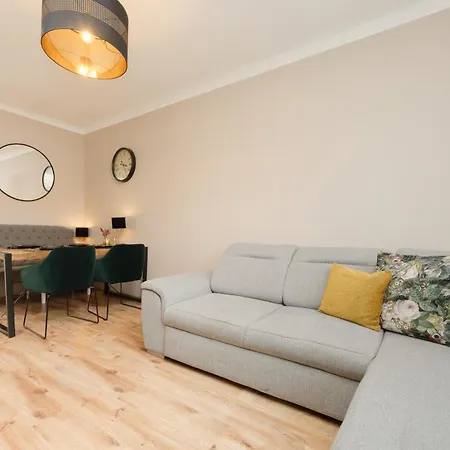 Family Unique For 4 People In Wola By Renters Apartment Warsaw